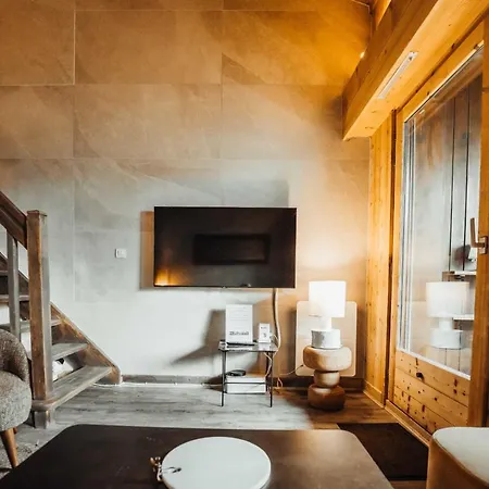 Charming Duplex Close To The Slopes * Megeve